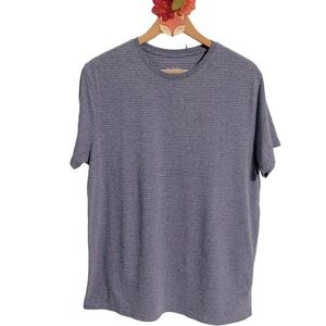 Goodfellow & Co navy striped short sleeve standard fit tee size L